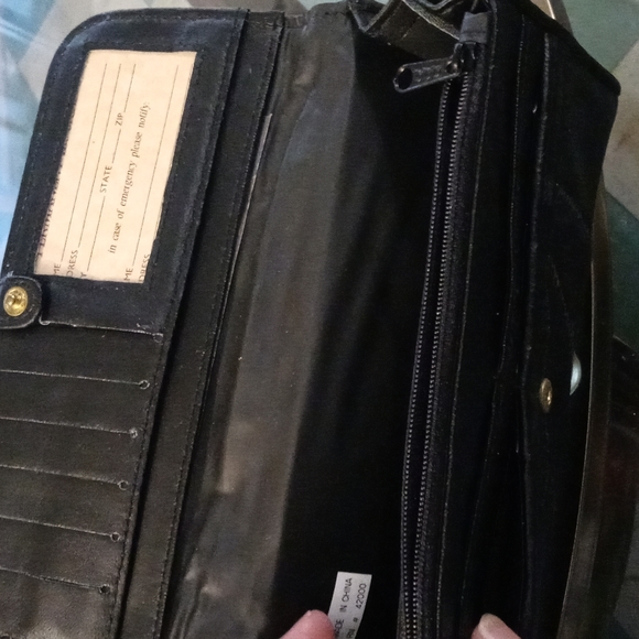 Wallet - Picture 3 of 3